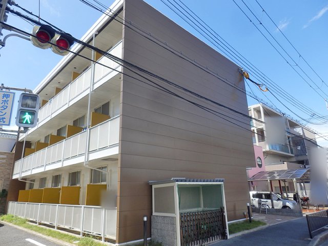 尼崎市猪名寺(JR福知山線猪名寺駅)のマンション賃貸物件 外観写真 尼崎市猪名寺(JR福知山線猪名寺駅)のマンション賃貸物件 外観写真
