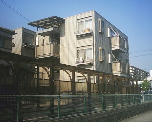 尼崎市三反田町の賃貸