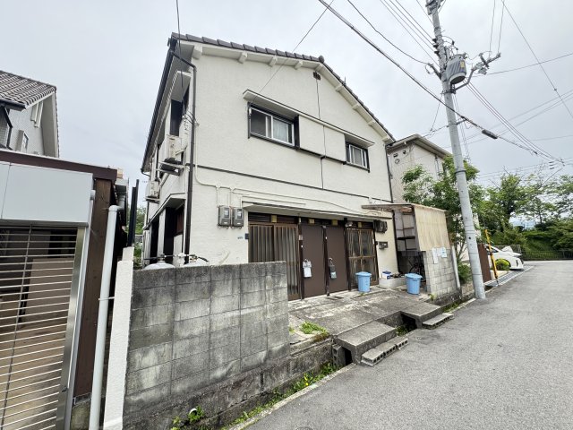 伊丹市緑ケ丘の賃貸