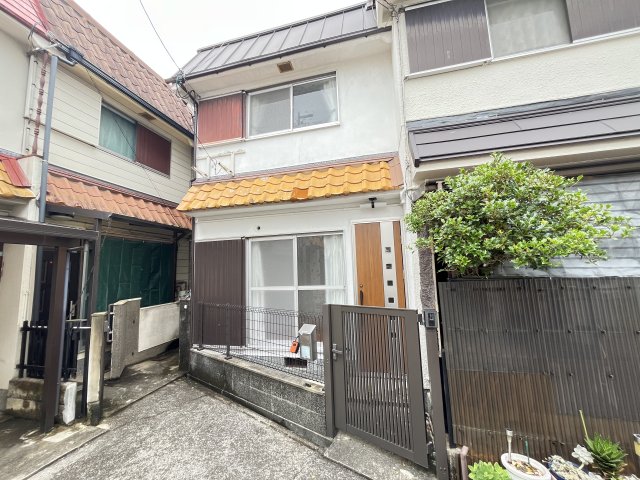 伊丹市梅ノ木の賃貸