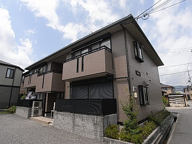 伊丹市荒牧の賃貸