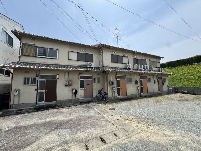 伊丹市荻野の賃貸